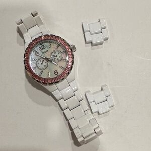 Guess Women’s 40mm Watch White With Pink Stones, Needs A Battery